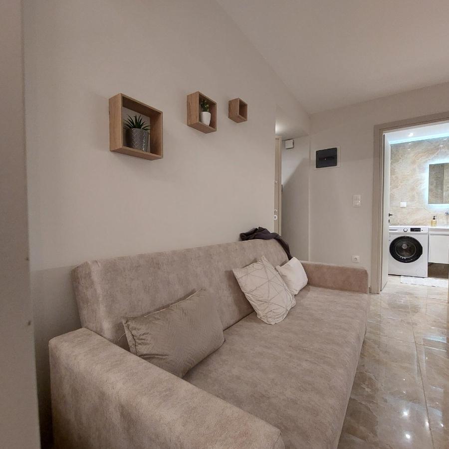 Budget Apartment To The Center เทสซาโลนิกิ ภายนอก รูปภาพ