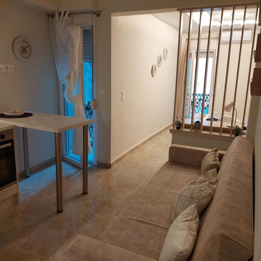 Budget Apartment To The Center เทสซาโลนิกิ ภายนอก รูปภาพ