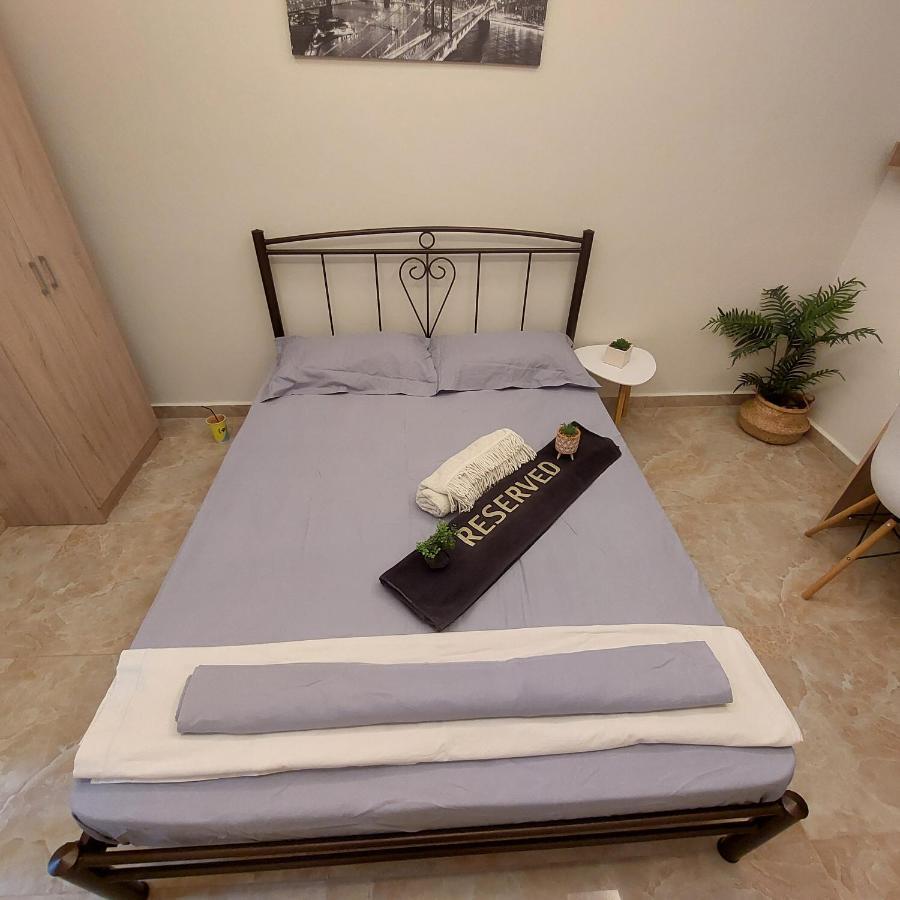 Budget Apartment To The Center เทสซาโลนิกิ ภายนอก รูปภาพ